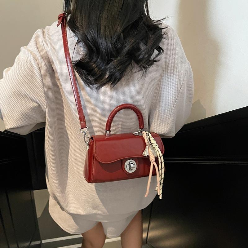 Handbag New Shoulder Bag Versatile Fashion Small Square Bag