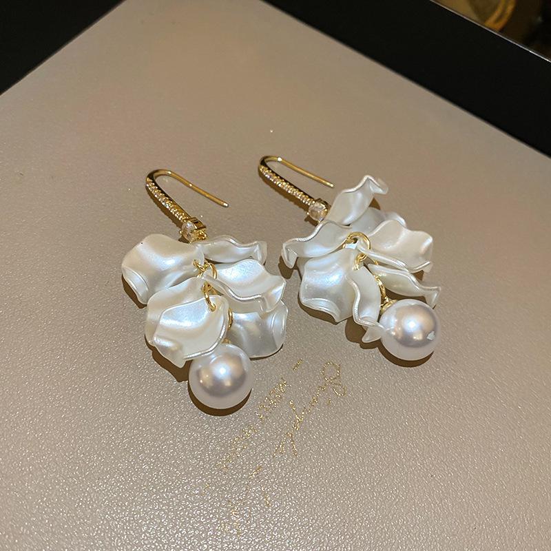 Серьги-кисточки из циркона и жемчуга «Серебряная игла» - Элегантный ретро-дизайн для женщин