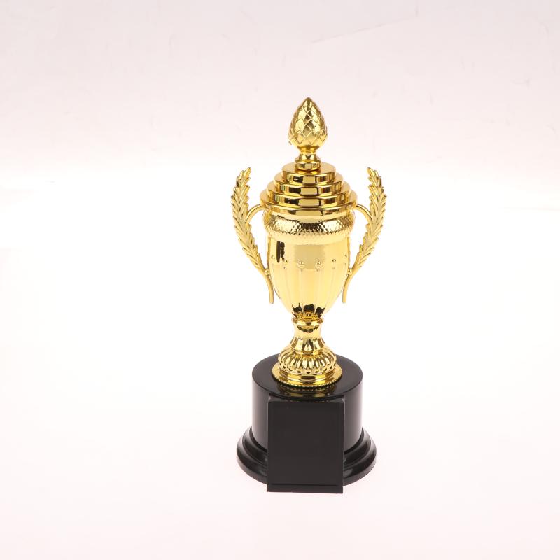 1 шт. Пластиковый маленький призовой кубок Детский трофей Награды Соревнование Футбол Школа Наградной приз Награда победителя Трофей Игрушка