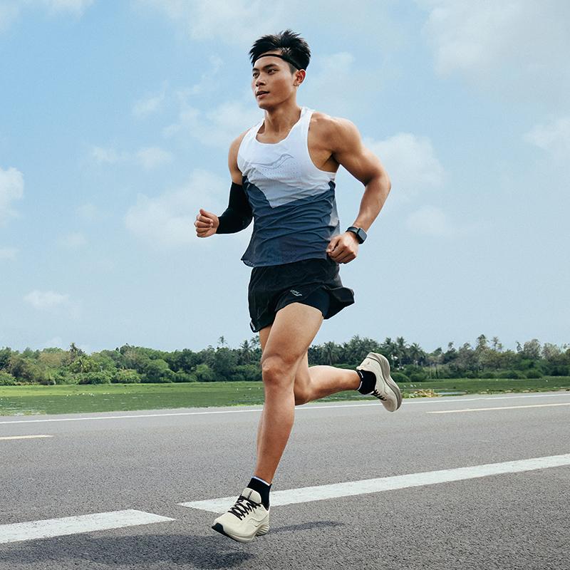 SAUCONY Повседневная амортизация Удобные Дышащие Низкие Кроссовки Lancer 3 для мужчин Бежевый Черный S28226-5