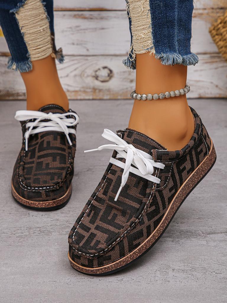 2025 большой размер передняя шнуровка низкий верх мелкий вырез одинарная обувь на плоской подошве весна и осень новая повседневная одинарная обувь парусиновая обувь