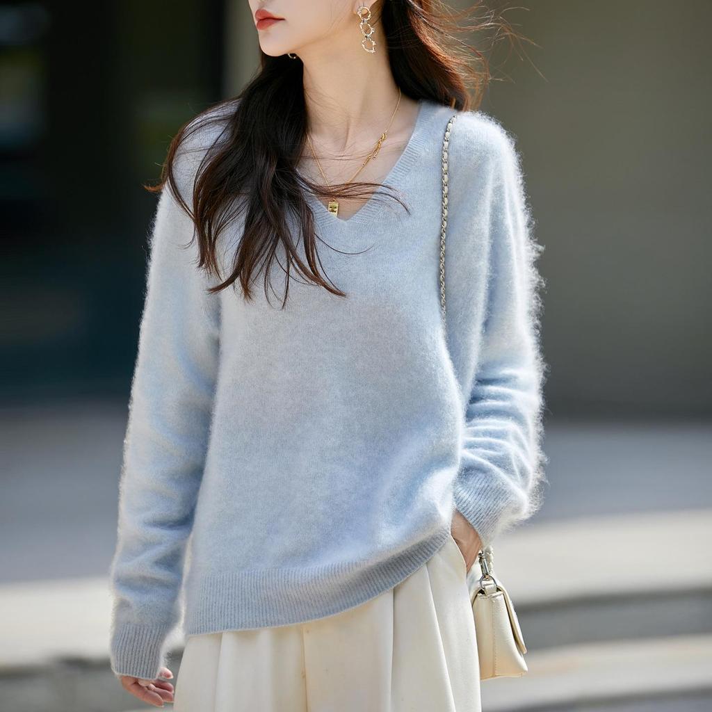 Women's V-Neck Cashmere Wool Pullover Sweater - Seamless, Brushed Knit, Long Sleeve for Autumn/Winter