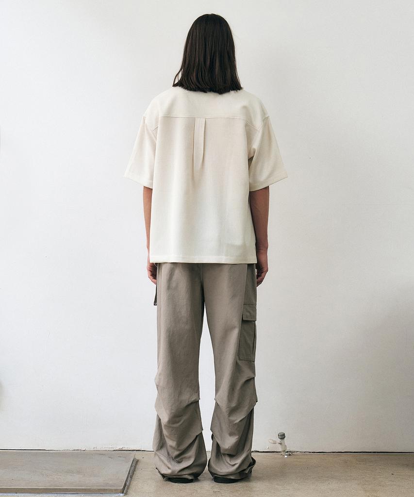 INSILENCE Multi-Pocket Pintuck Pants Tan Grey
