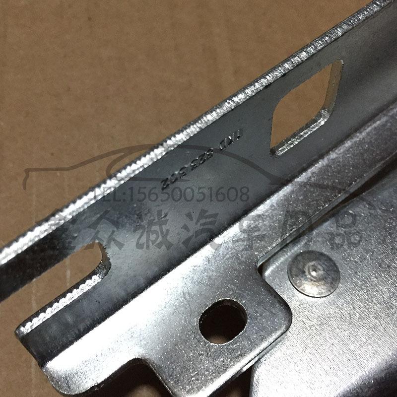 Fits Volkswagen Sagitar/Magotan Hood Hinge 1KD 823 302 1KD823302
