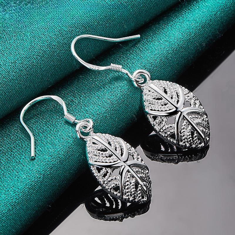 Серьги с узорами Серебряные украшения