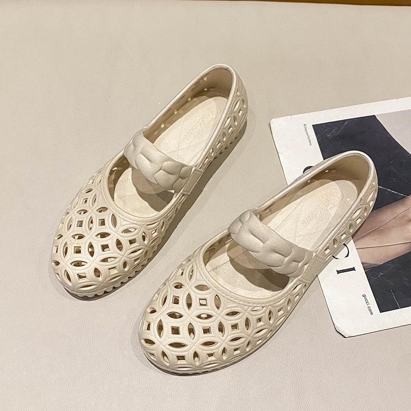 Новые модные полые одинарные туфли женские маленькие ароматные ветряные мелкие горлышки мягкие на плоской подошве туфли Doudou на низком каблуке дышащие одна педаль