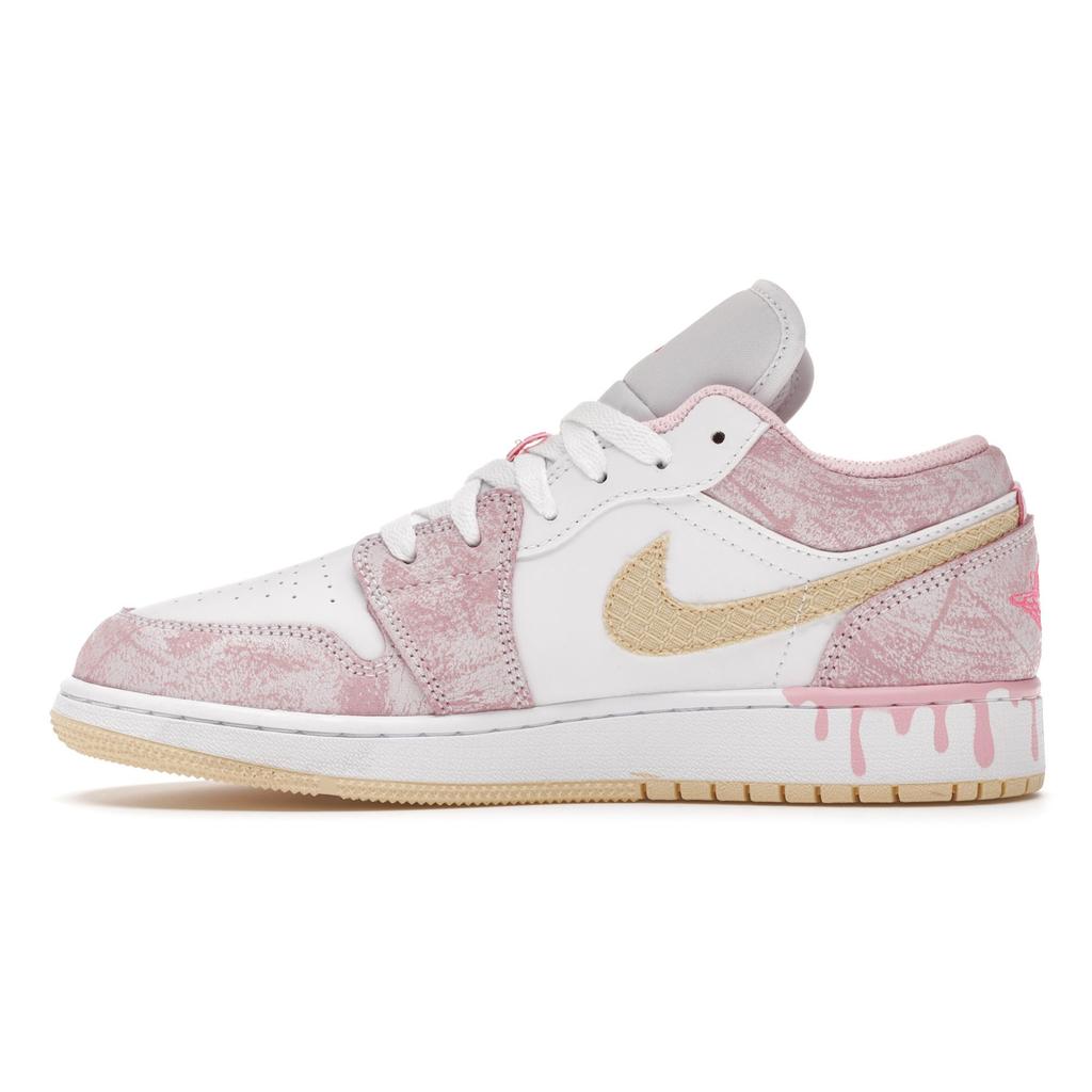 Детские кроссовки Air Jordan 1 Low GS Strawberry Ice Cream Розовый Arctic-Punch Pale-Vanilla CW7104-601