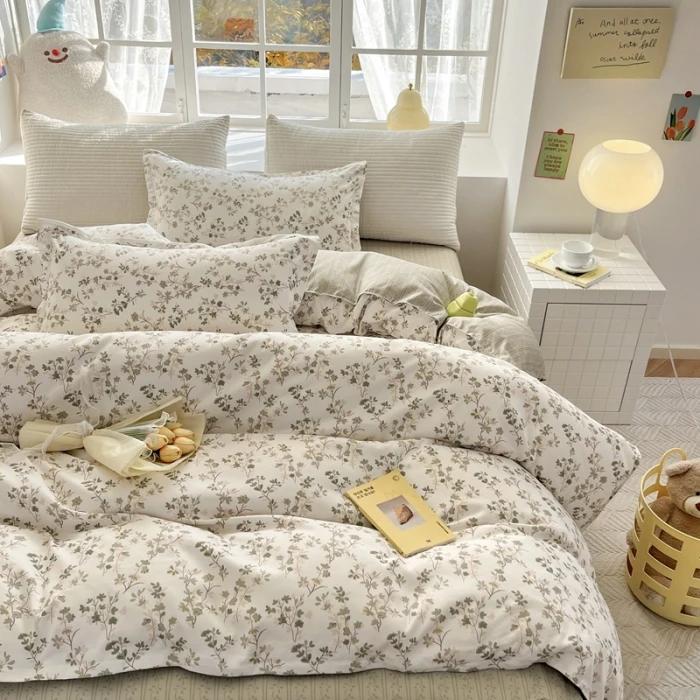 Маленький свежий комплект из четырех предметов из чистого хлопка с потертостями, приятная к коже простыня, пододеяльник из стиранного хлопка, комплект из трех предметов для общежития