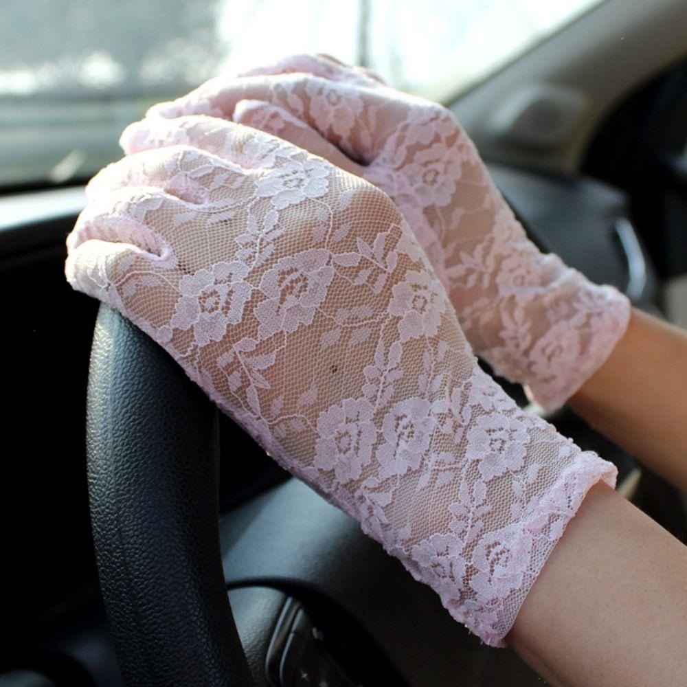 Elegant Short Sunscreen Gloves Thin Hollow-Out Mittens Fashion Party Gloves For Women Female
