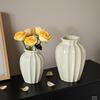 Элегантные и универсальные керамические декоративные вазы