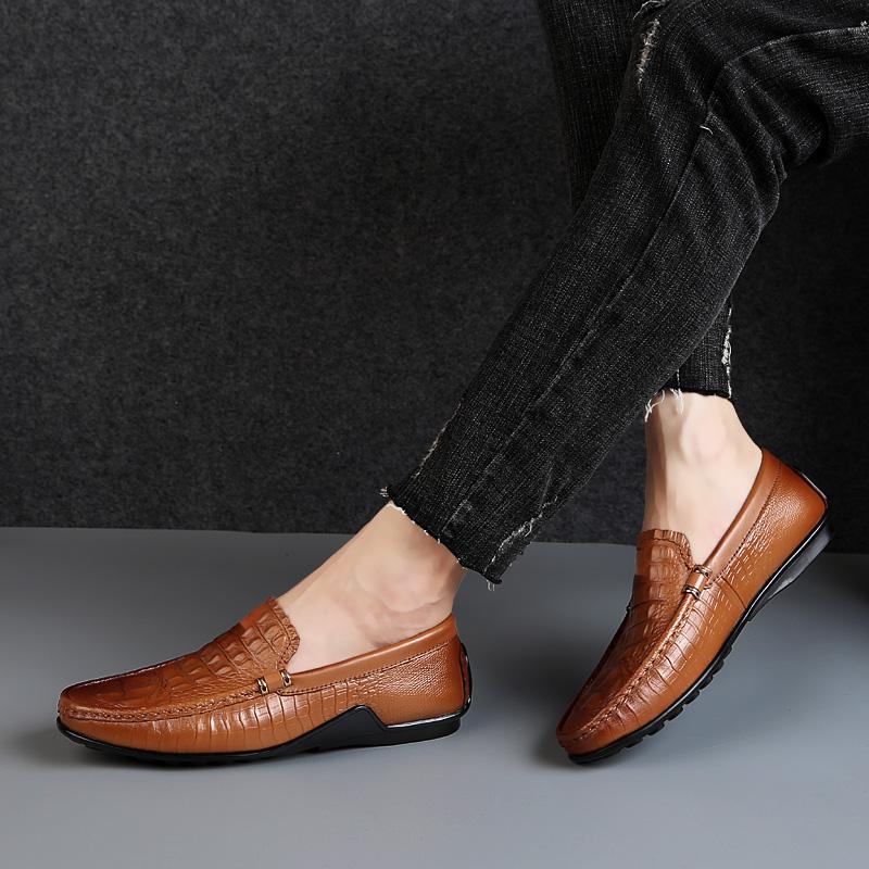 Fashion Luxury Men Outdoor Shoes Fashion Mens Slip On Shoe Genuine Leather Busines All-match Male Flats High Quality Men's Retro Loafers