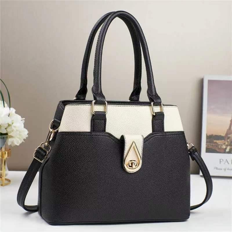 Стильная женская сумка из кожи кенгуру с просторным дизайном для повседневного использования