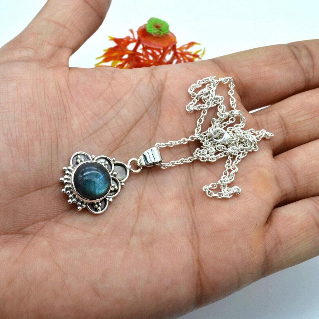 Круглый кабошон Натуральный лабрадорит (8,80 карата) Ожерелье с подвеской Твердая подвеска из стерлингового серебра 925 пробы с цепочкой