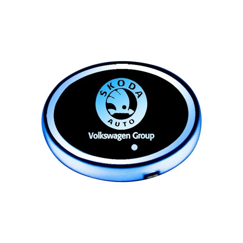 2Pcs Led Car Logo Lights Luminous Coaster For Skoda Octavia A5 Superb Old Febia Roomster 2013 2005-2008 Rapid Roomster Kodiaq EDY5