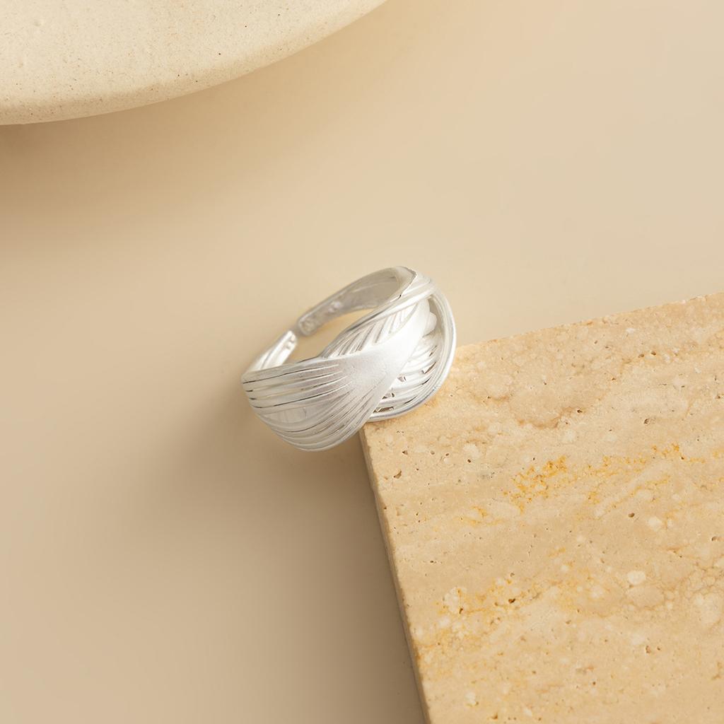 Fashionable Sliver Color Matte Wide Edge Rings for Women Cool Style Irregular Alloy Featuring Open Ring Unisex Jewelry Gift