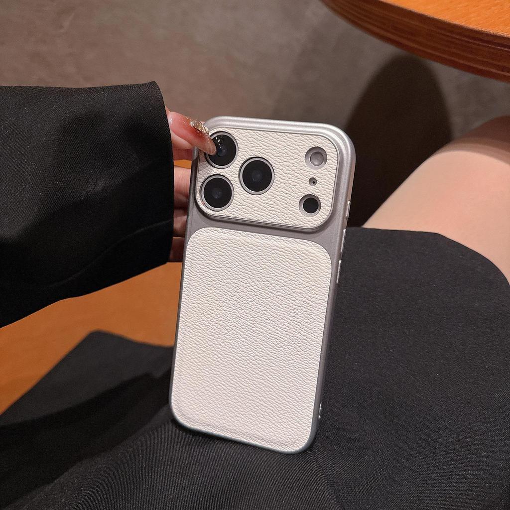 Чехол из искусственной кожи для iPhone 17 Pro Max - Ударопрочный защитный чехол с фактурной поверхностью