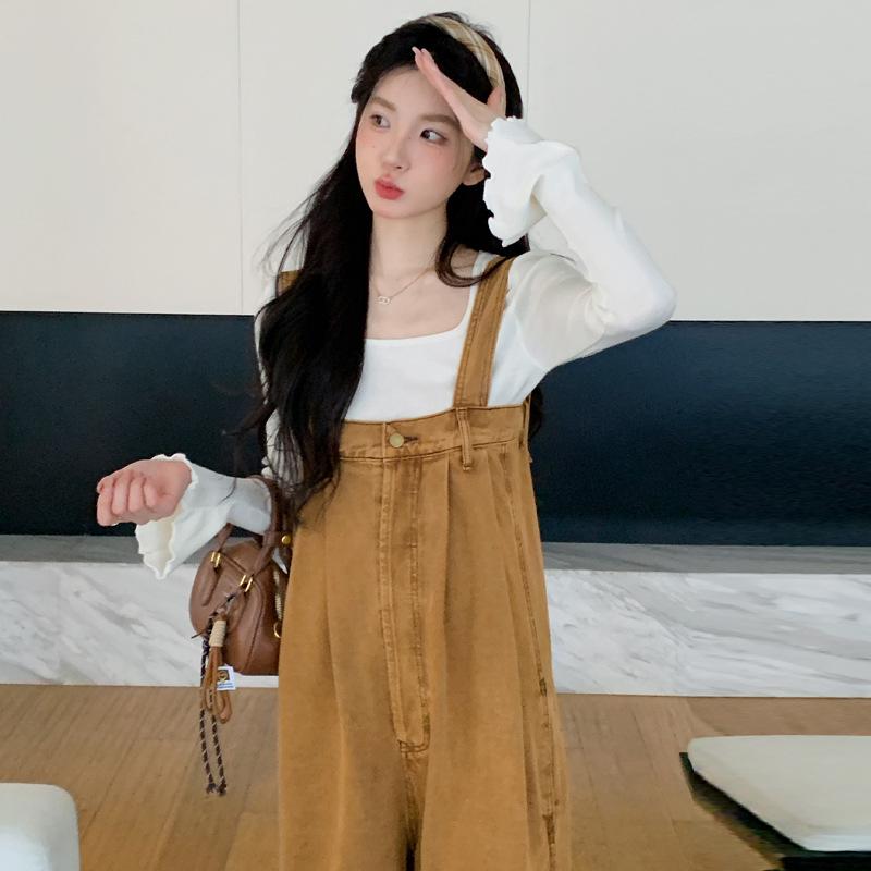 2026 Spring Maternity Set: Washed Denim Overalls & Bell Sleeve Layered Top