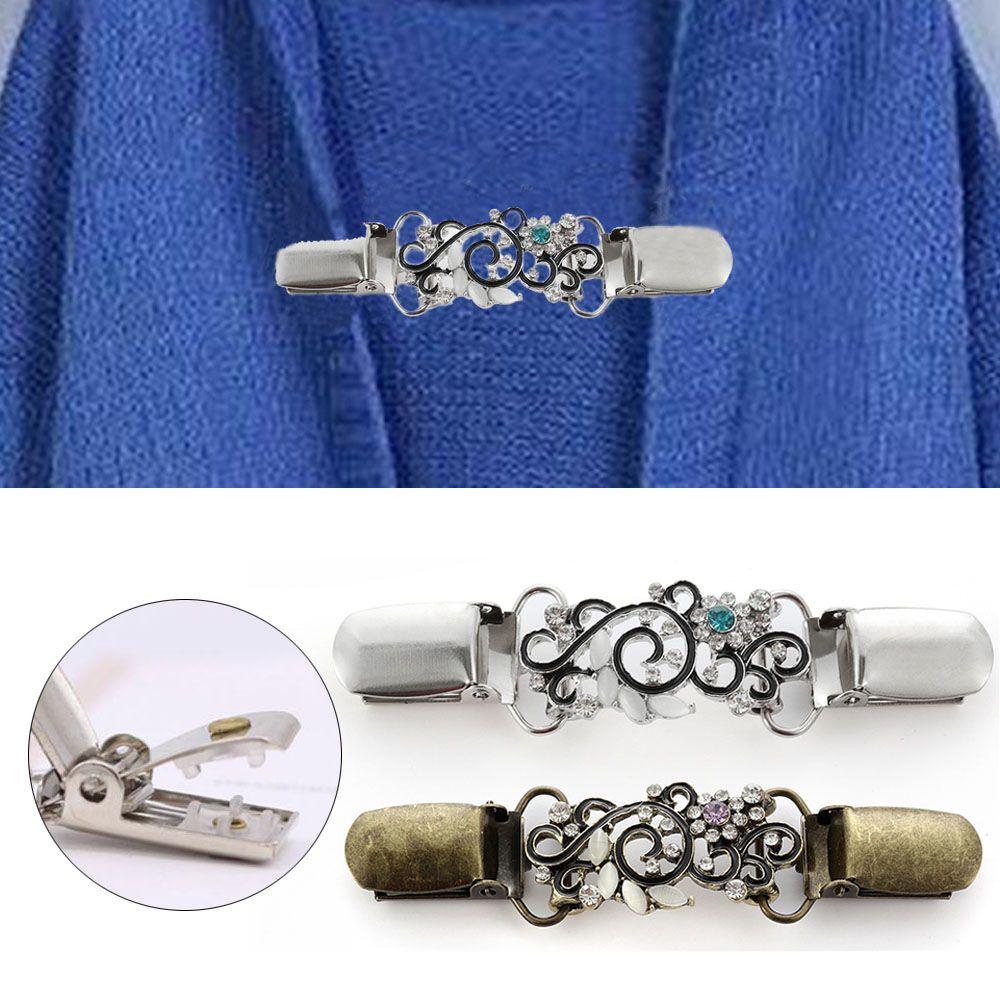Trendy Winter Retro Crystal Sweater Blouse Pin Duck Clip Clasps Shawl Brooch Cardigan Clip