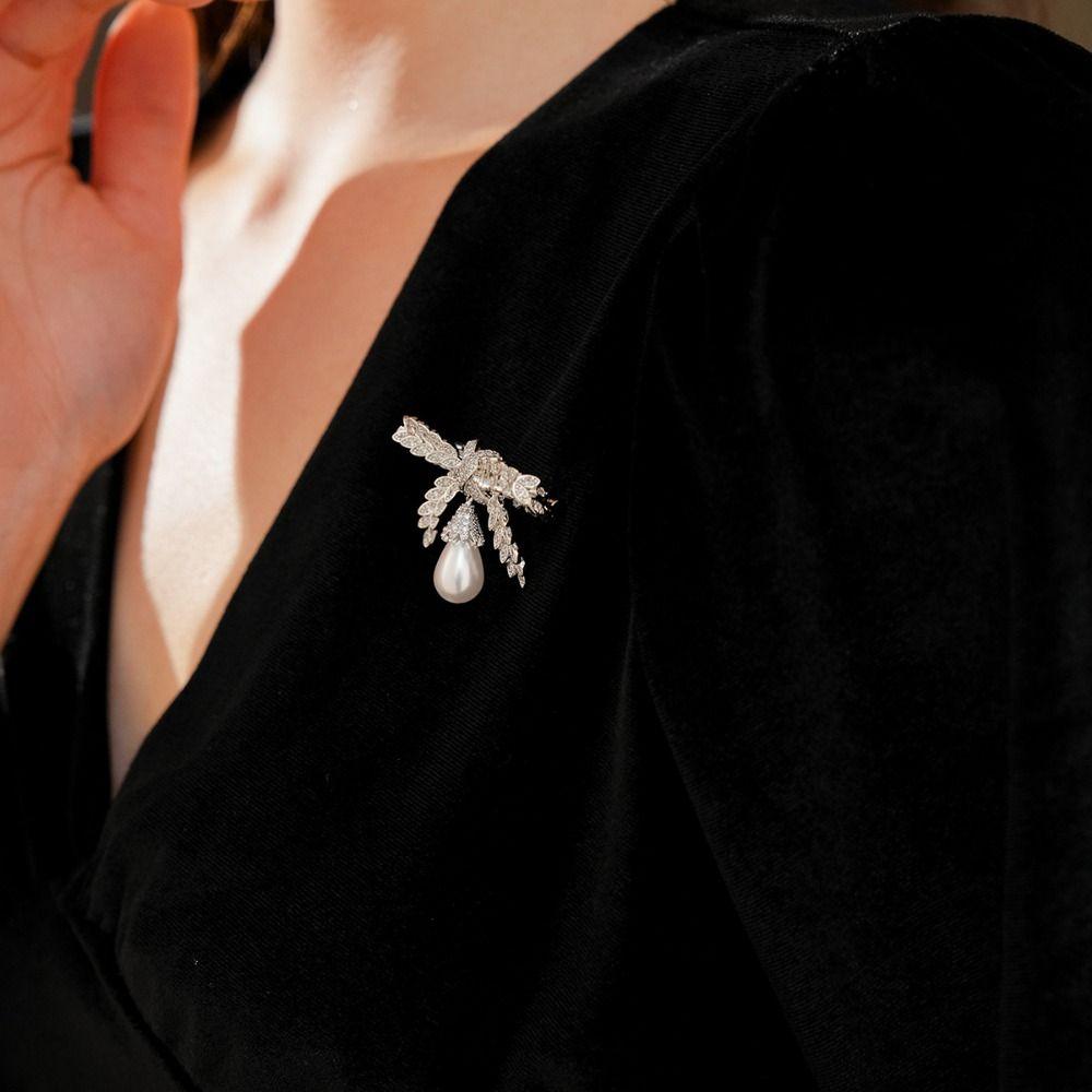 Full Rhinestone Rhinestone Butterfly Brooch Korean Style Alloy Suit Collar Pin Badge Jewelry Accessories Rhinestone Brooch Girls