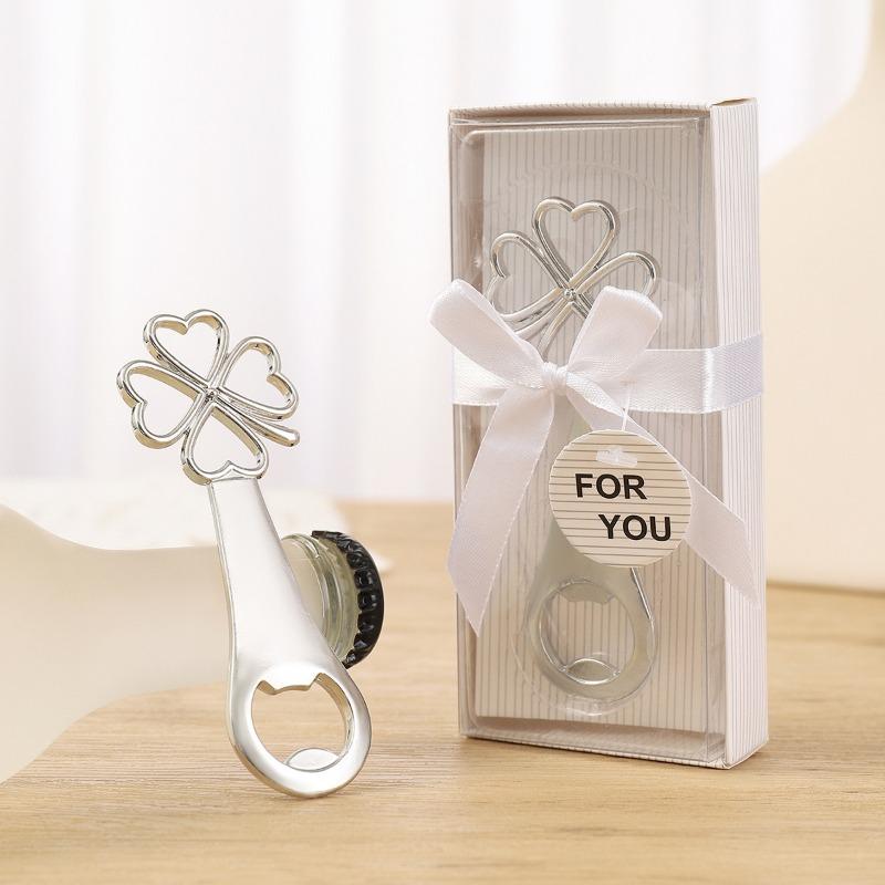 1PC Elegant Golden Clover Bottle Opener - Durable Zinc Alloy, Heart-Shaped Design - Perfect for Wedding Gifts, Birthday Parties, and Beer Lovers