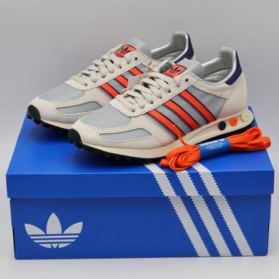 IH1651 LA Trainer OG Серебристый Металлик Цвет Поставщика Темно-Синий (Мужской)