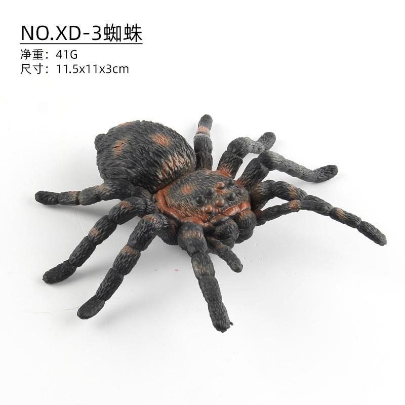 Набор реалистичных ПВХ моделей насекомых, включающий жуков, бабочек, божьих коровок, гусениц и другие.