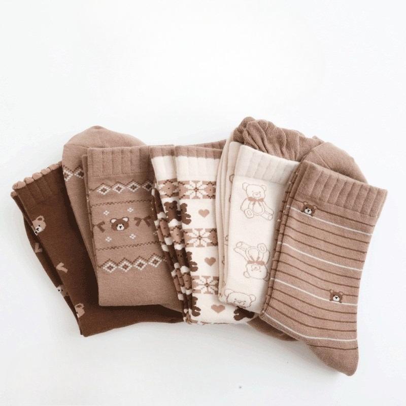 Носки с Мишкой Женские Носки до середины икры Весенне-летние стили Милые и Модные Мультяшные Универсальные и Повседневные Носки