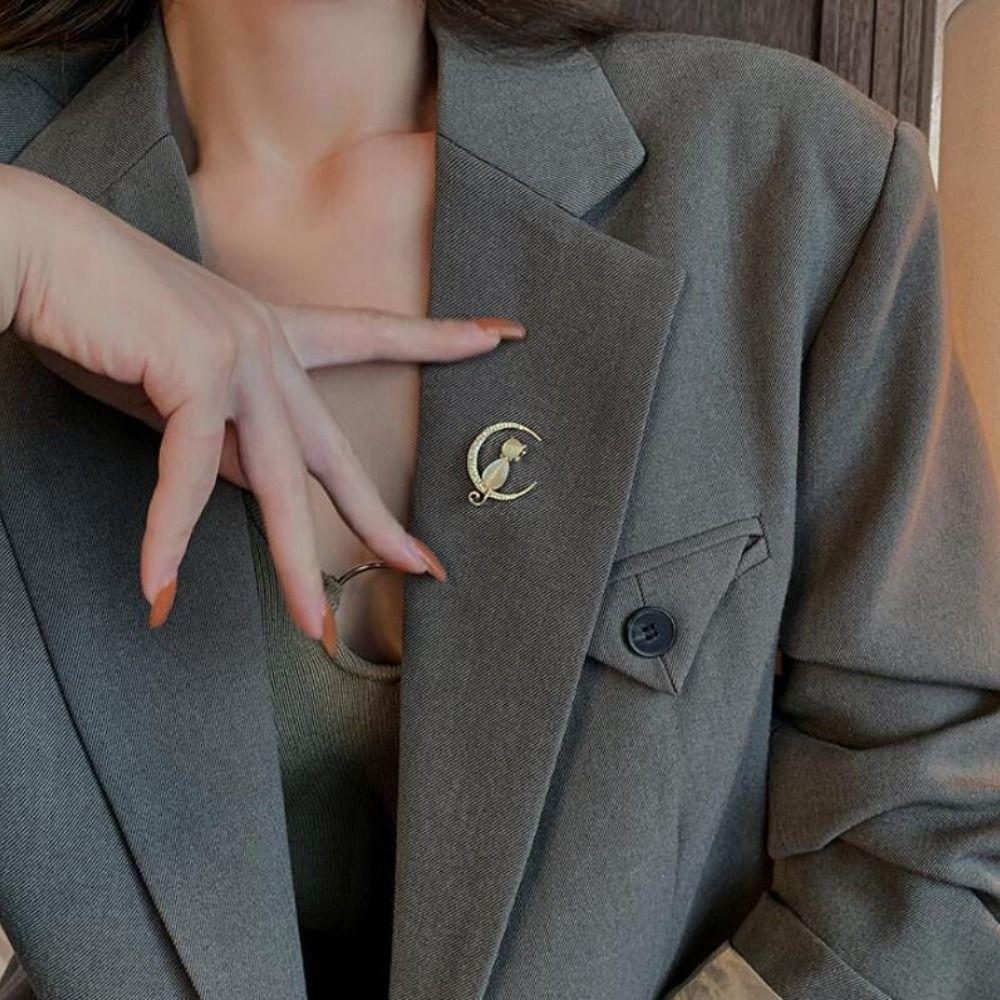 Страз Подарок Для Нее Аксессуары для Одежды Значки на Лацкан Корсаж Брошь Луна Кошка Брошь Женская Брошь