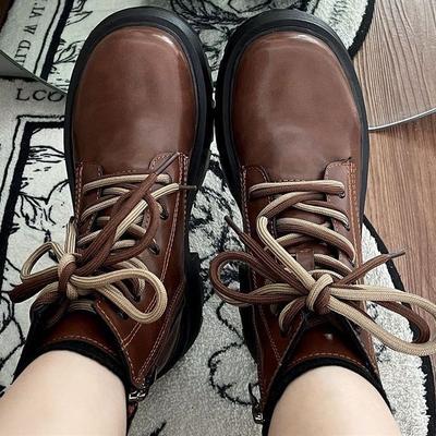 Корейская версия ins черный уличный стиль шнуровка ботинки мартин женские 2025 новые весенне-осенние короткие ботинки британский ветер локомотив короткие ботинки