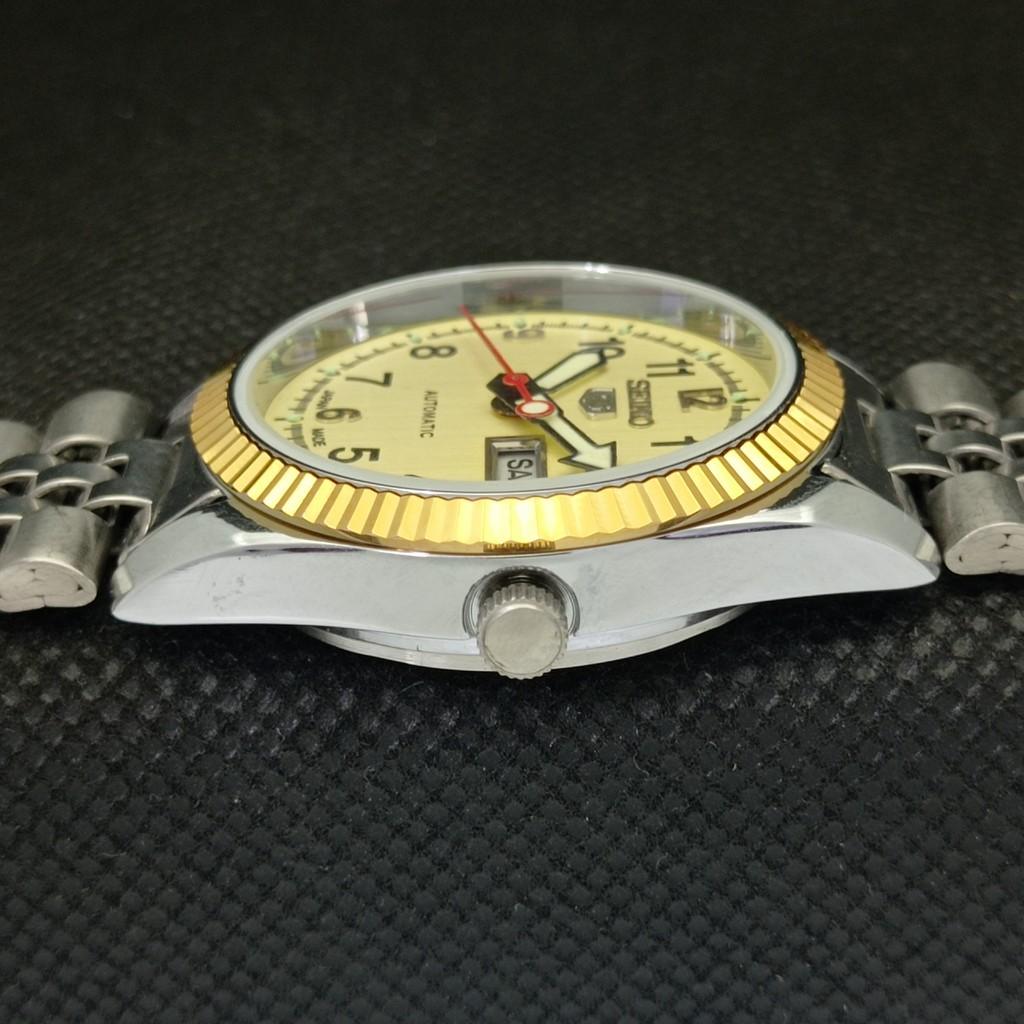Б/У SEIKO 5 АВТОМАТИЧЕСКИЕ ЯПОНСКИЕ МУЖСКИЕ РЕДКИЕ ЗОЛОТЫЕ ЧАСЫ С МЕХАНИЗМОМ 575a-a304718-9 SKU575a-a304718