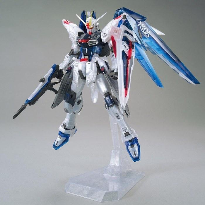 MG 1/100 Freedom Ver. 2.0 [Clear Color] Model Kit - Mobile Suit Gundam SEED