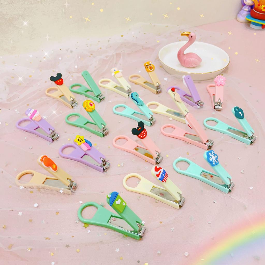 Машинки для стрижки ногтей в форме сердечка для девочек с цепочкой из бисера, триммер для ногтей с мультяшным медведем и кроликом для студентов, домашний уход за ребенком, маникюрные инструменты