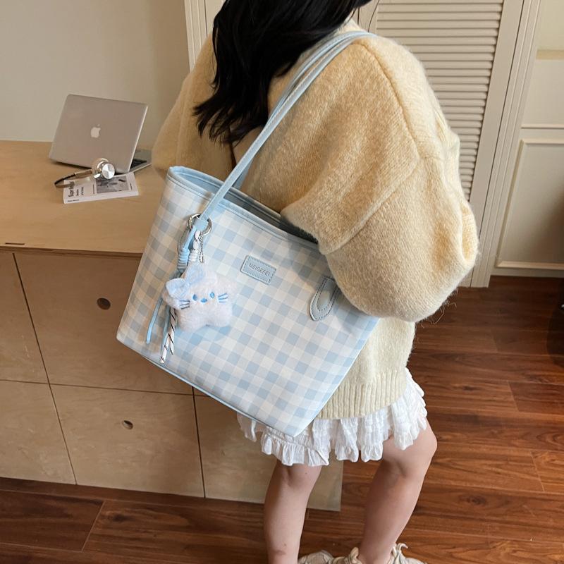 Новая модная универсальная сумка через плечо, нишевый дизайн высокого класса, повседневная простая сумка-тоут большой вместимости