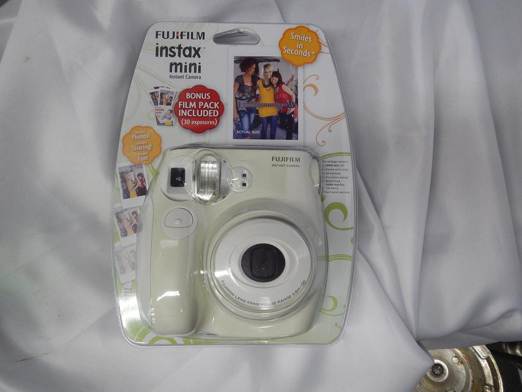 FUJIFILM instax mini7S Cheki Белый INIS MINI 7S WT