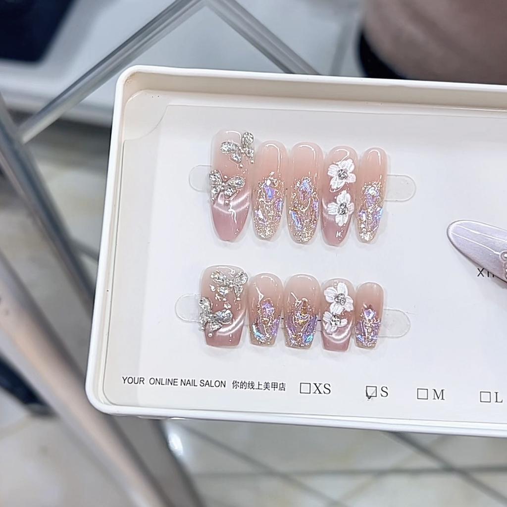 Ручная работа Фототерапия Броня Трехмерная Ручная роспись Сад бабочек Кошачий глаз Готовый Маникюр Патч