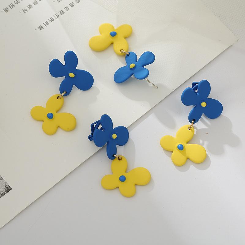 Серьги Сердечки и Маргаритки из серебра 925 пробы - Забавный дизайн с капельной масляной краской, серьги-пусеты в виде цветков и серьги-клипсы с подвесками