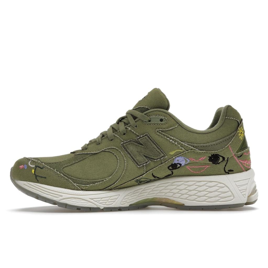 Bryant Giles x New Balance 2002R Что теперь? Кроссовки унисекс Green Iguana Capulet-Olive M2002RAG