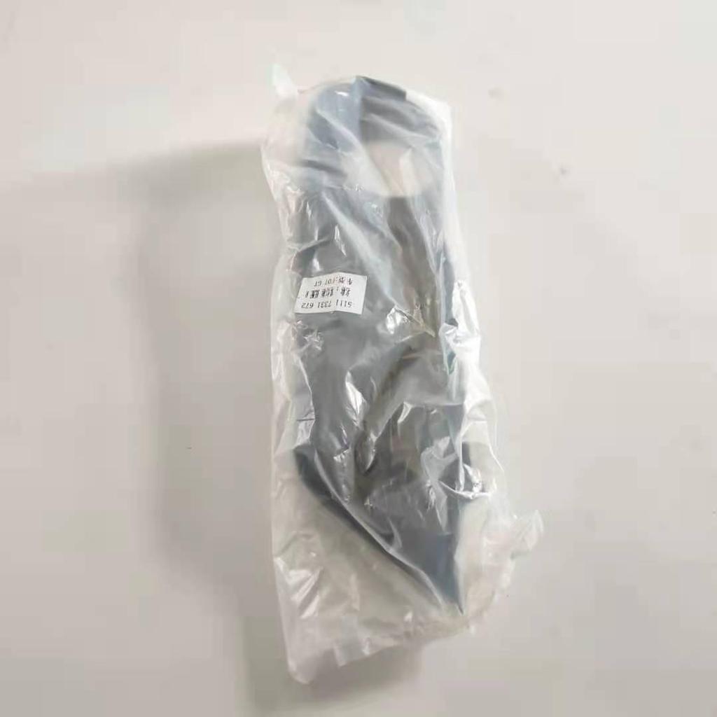 Решетка бампера и рамка противотуманной фары BMW 5GT F07 (51117331671, 51117331672)