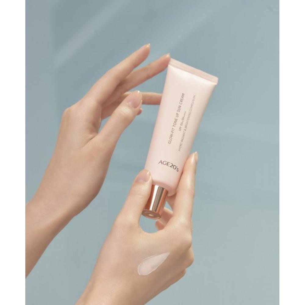 Возраст 20 S Солнцезащитный крем с эффектом выравнивания тона Glow Fit 50 мл Spf50+ Pa++++