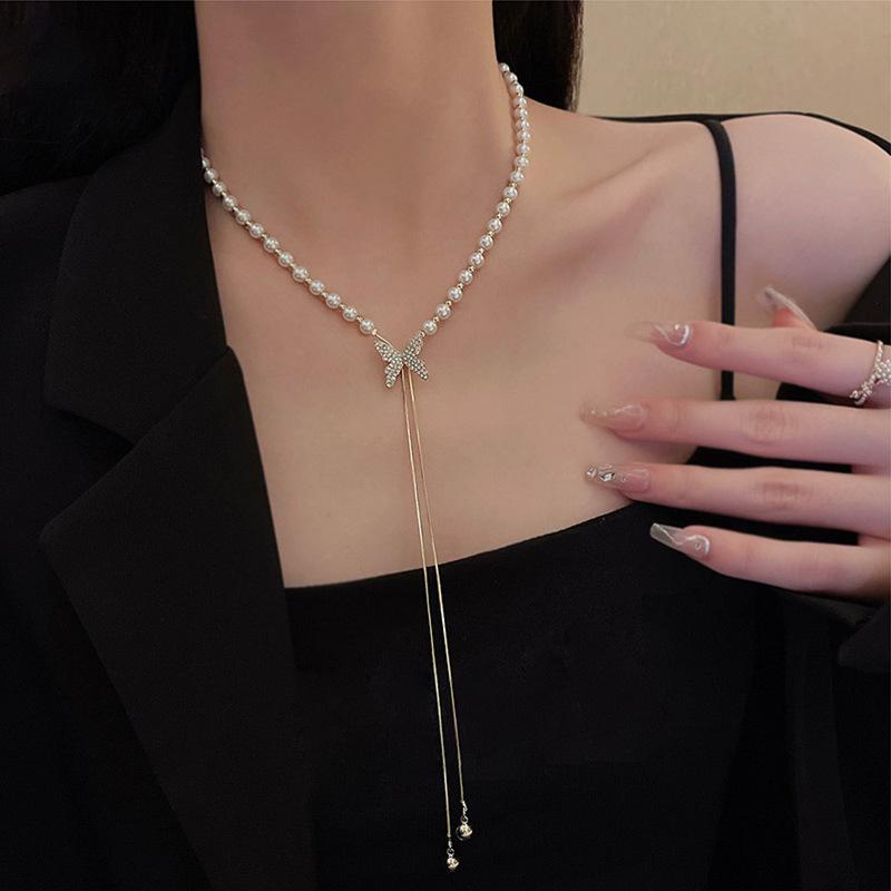 Fashion Personality Pearl Butterfly Necklace Niche Pendant Cold Wind Light Luxury Collarbone