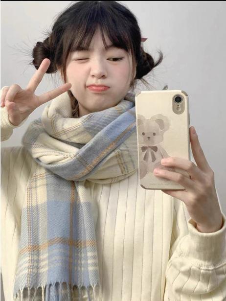 New plaid scarf women's winter warmth and cold protection advanced sense Korean couple scarf student versatile man