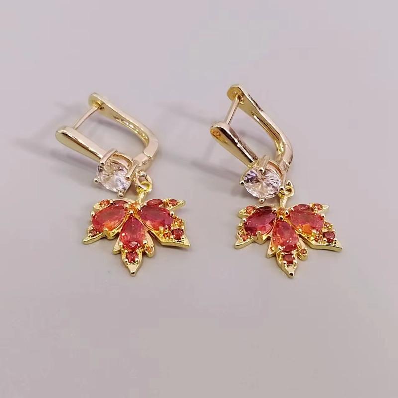 Роскошные серьги-капли с красным цирконом и кленовым листом для женщин, модные серьги золотого цвета, INS ювелирные изделия, аксессуары для вечеринок