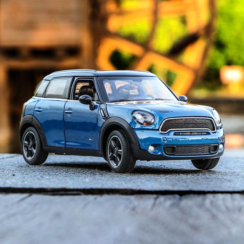 1/24 Mini Countryman Модель автомобиля из сплава Mini Coopers Моделирование литья под давлением Металлические игрушечные транспортные средства Коллекция детских подарков на день рождения