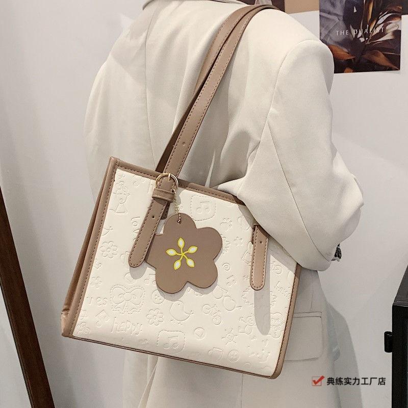 Fashion bag women's summer new trendy large-capacity tote bag French niche high-end shoulder bag