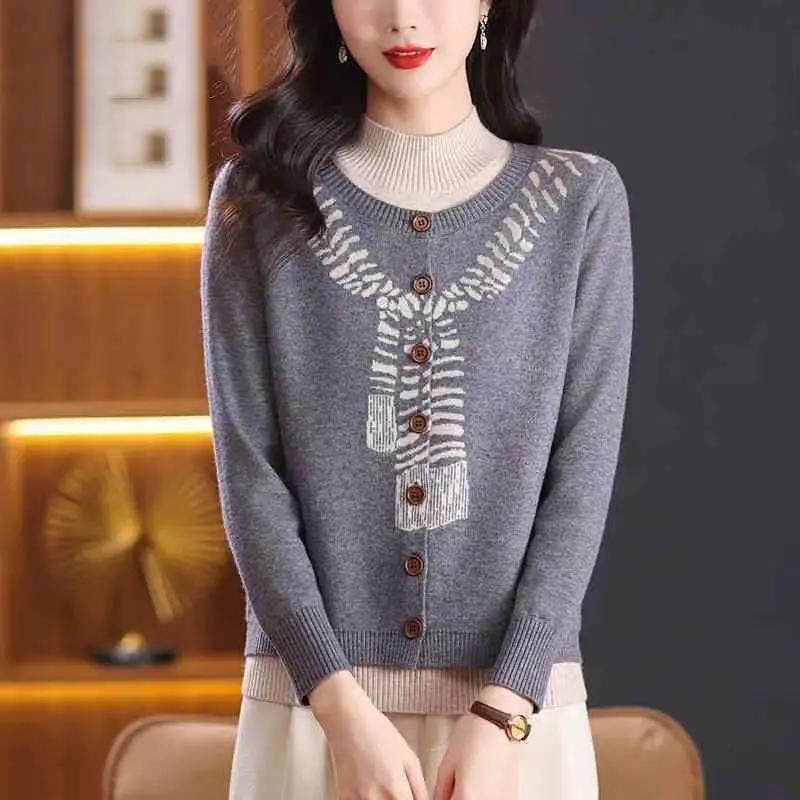Autumn Winter Mother's Fashion Base Pullover New Loose Sweater Top Fake Two-piece Knitted Cardigan Fashionable