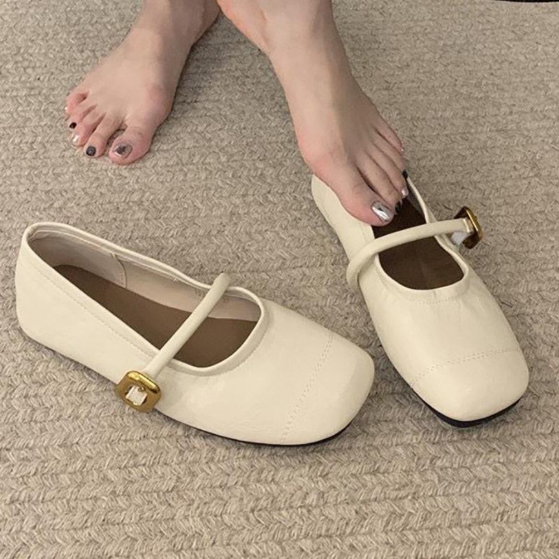 Черные французские ретро универсальные туфли с квадратным носком и неглубоким вырезом на плоской подошве, женские 2025 новая весна и осень маленькие ароматные туфли Мэри Джейн