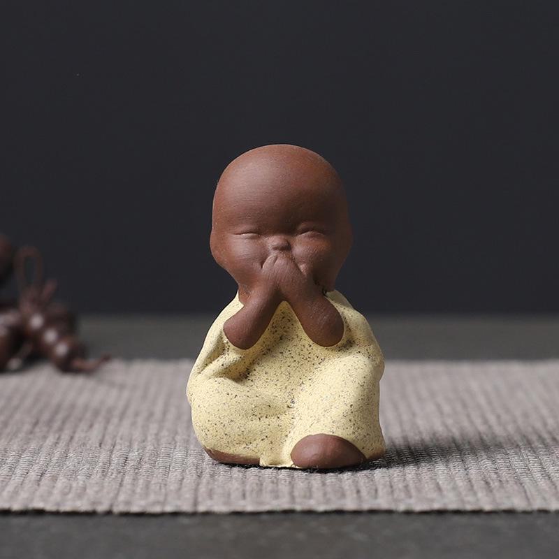Украшения для домашних животных Zen Tea: Креативный цветочный горшок в виде мини-монаха для автомобиля или чайного столика.