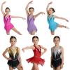 Костюм для сценического выступления для девочек: Безрукавное платье с перекрестом спереди, сетчатыми вставками, пэчворком, стразами и цветовыми блоками, со встроенными трусиками для катания