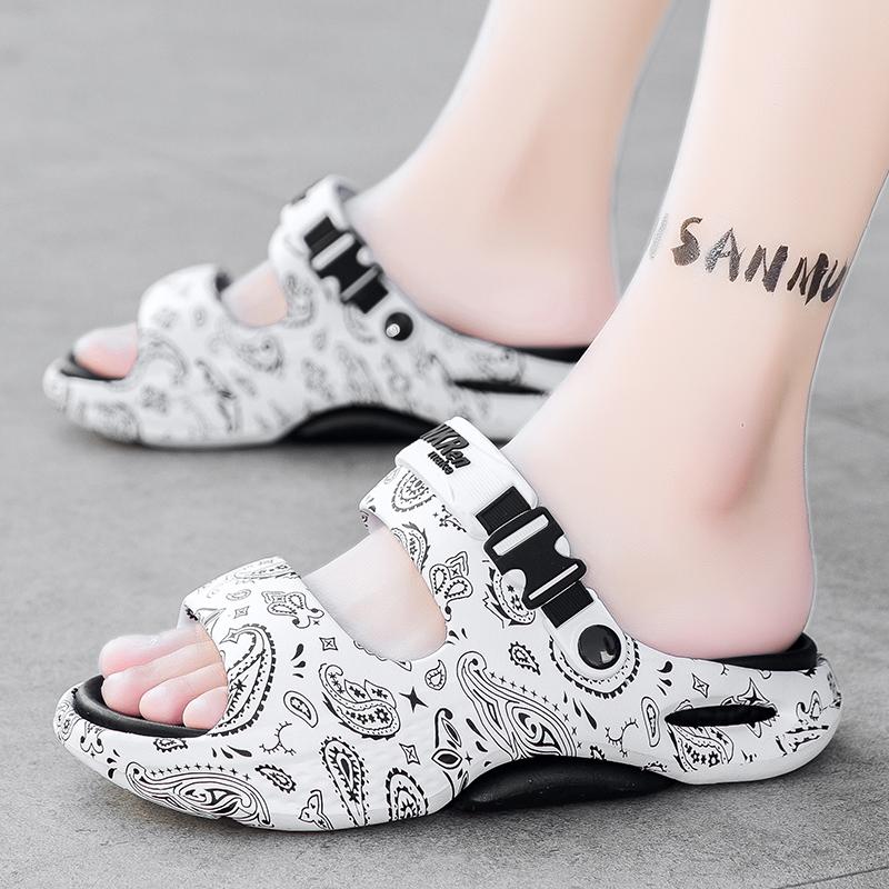 2025 New Anti-Slip Men's Summer Outdoor Slippers Thi Bot Beach Sandals EVA Casual Shoes Platform Clogs Men Home Garden Outdoor