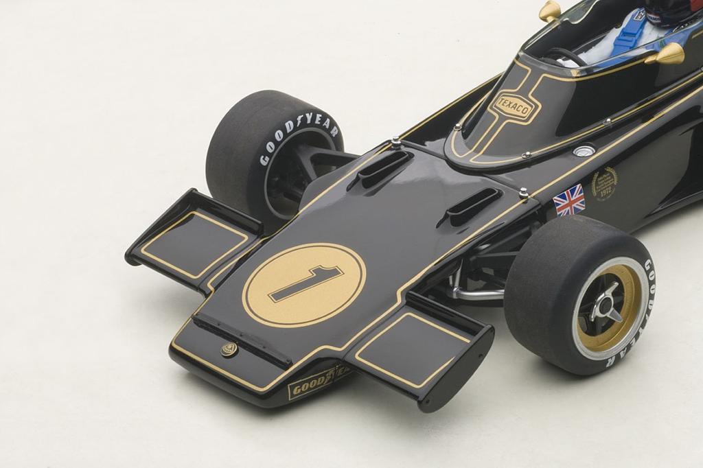 AUTOart Lotus 72E 1973 Emerson Fittipaldi Driver 1/18 #1 (with Figure)